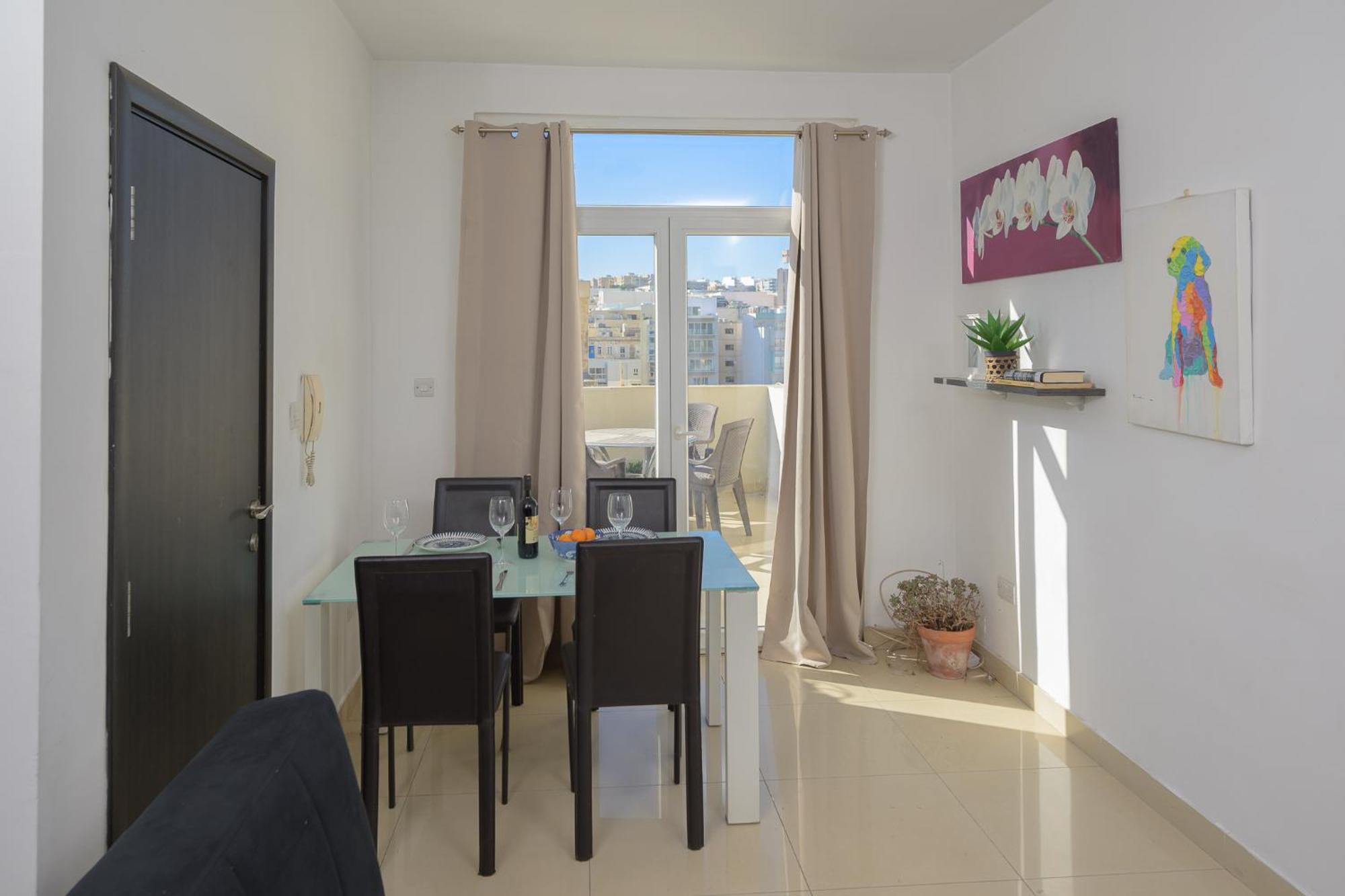 Stylish St.Julians Penthouse With Terrace In The City Centre With Seaviews Saint Julian's Eksteriør bilde